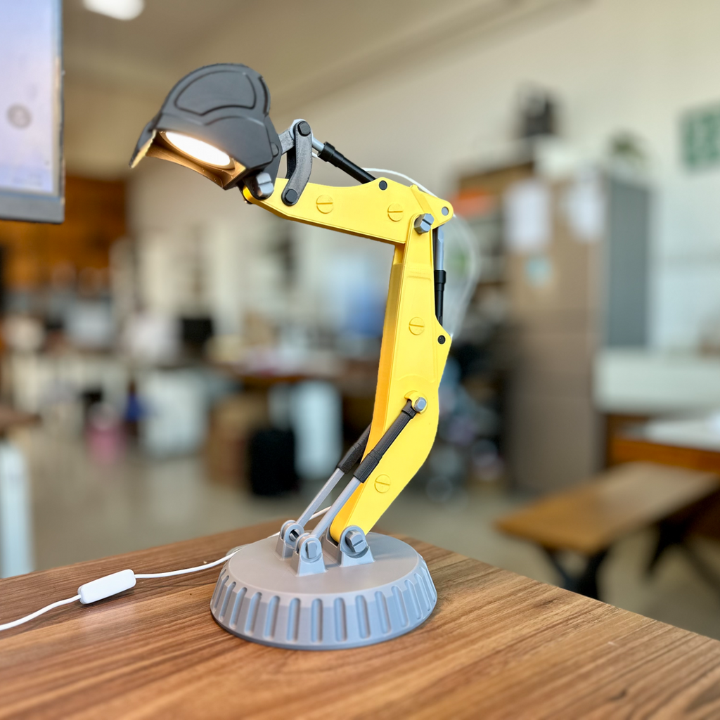 Excavator Desk Lamp — Industrial Mechanical Lighting
