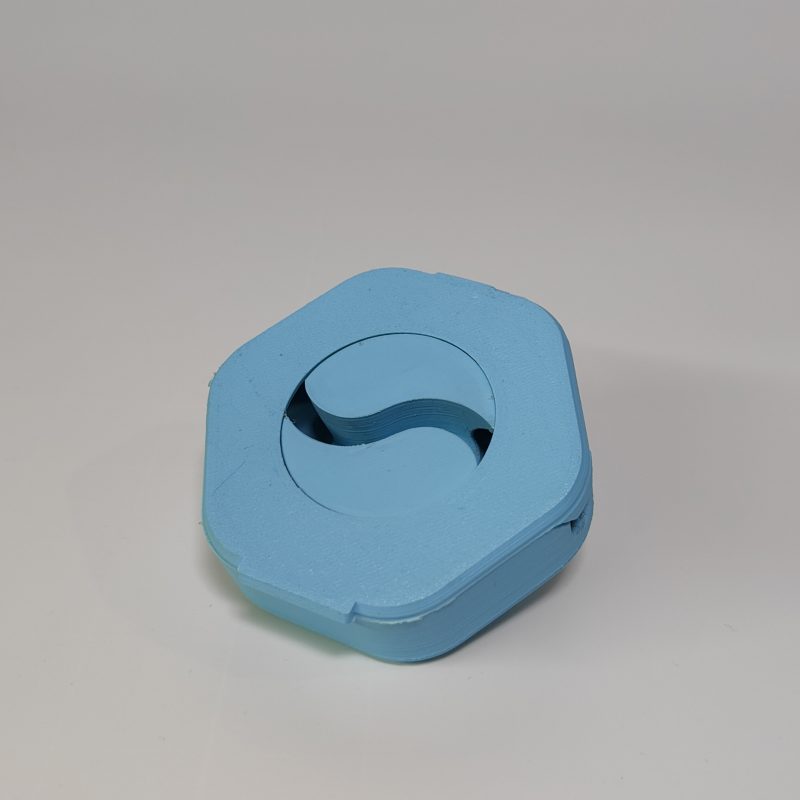 Sweet blue Cable Winder Pro for organizing cables